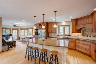 5834 Persimmon Dr, Fitchburg, WI 53711 - Photo 21