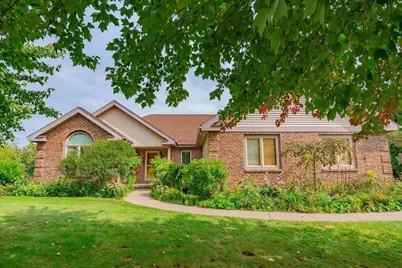 5834 Persimmon Drive, Fitchburg, WI 53711 - Photo 5