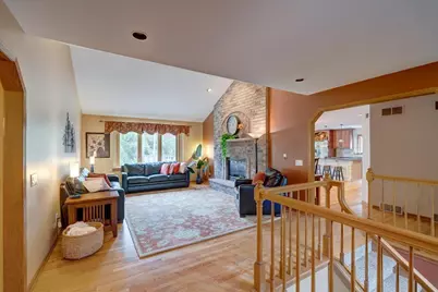 5834 Persimmon Drive, Fitchburg, WI 53711 - Photo 11