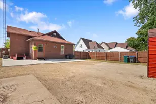 154 E Main St, Wautoma, WI 54982 - Photo 37