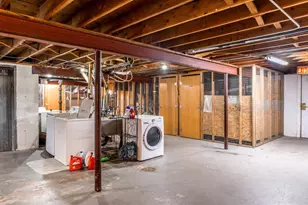 5351 Garden View Ct, Madison, WI 53713 - Photo 13