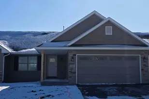 1100 E Birchwood Dr, Beloit, WI 53511 - Photo 1