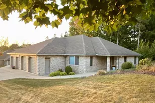 1222 W Sherman Ave, Fort Atkinson, WI 53538 - Photo 1