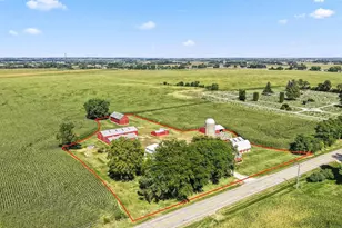 W346 Co Rd P, Randolph, WI 53956 - Photo 7