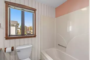 414 S Wisconsin St, Mineral Point, WI 53565 - Photo 25