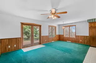 414 S Wisconsin St, Mineral Point, WI 53565 - Photo 21