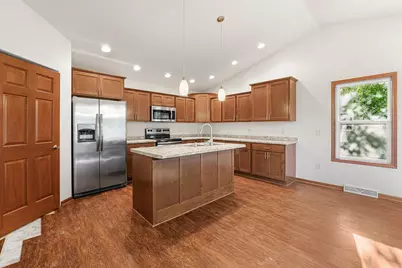 390 Meadow Lane, Columbus, WI 53925 - Photo 7