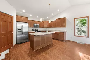 390 Meadow Ln, Columbus, WI 53925 - Photo 7