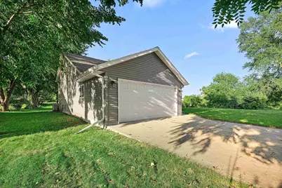 390 Meadow Lane, Columbus, WI 53925 - Photo 27