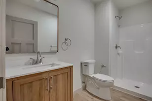 1113 N Division St, Waunakee, WI 53597 - Photo 31