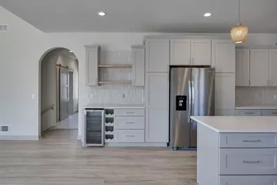 1113 N Division Street, Waunakee, WI 53597 - Photo 11