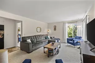 6064 Vroman Rd, Fitchburg, WI 53593 - Photo 11