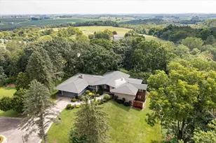 1 Sandy Oak Dr, Viroqua, WI 54665 - Photo 1