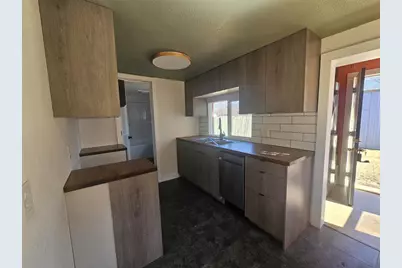 2006 Prospect Street, La Crosse, WI 54603 - Photo 3