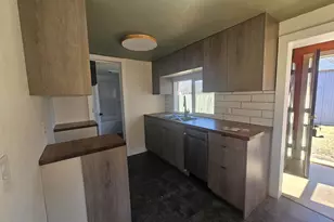 2006 Prospect St, La Crosse, WI 54603 - Photo 3