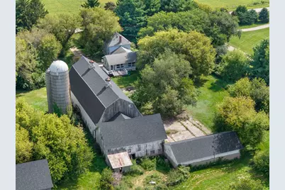 1610 Town Hall Road, Beloit, WI 53511 - Photo 41