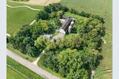 1610 Town Hall Road, Beloit, WI 53511 - Photo 5