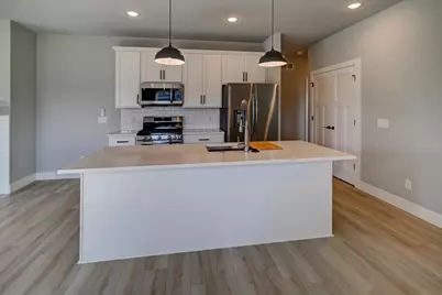 1520 Palm Grass Way, Stoughton, WI 53589 - Photo 7