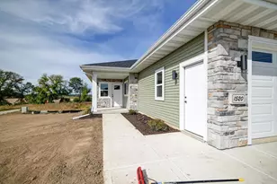 1520 Palm Grass Wy, Stoughton, WI 53589 - Photo 3
