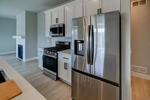 1520 Palm Grass Wy, Stoughton, WI 53589 - Photo 11