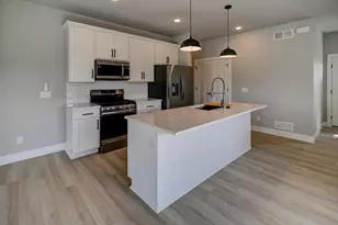 1520 Palm Grass Wy, Stoughton, WI 53589 - Photo 3