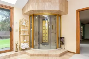 2329 Summit Dr, Janesville, WI 53548 - Photo 41