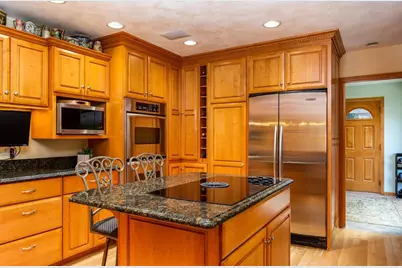 2329 Summit Drive, Janesville, WI 53548 - Photo 5