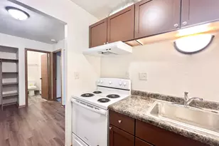 430 Harrison Ave, Beloit, WI 53511 - Photo 7