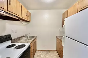 430 Harrison Ave, Beloit, WI 53511 - Photo 3