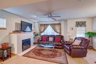 7107 Discovery Ln, Madison, WI 53719 - Photo 7