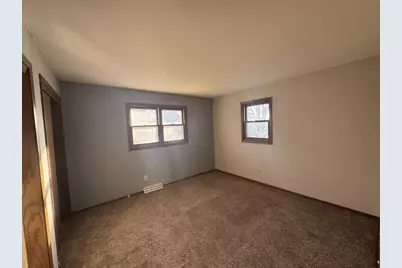 5802 Sauk Lane, Mcfarland, WI 53558 - Photo 5