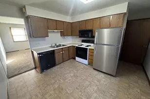 5802 Sauk Ln, Mcfarland, WI 53558 - Photo 3