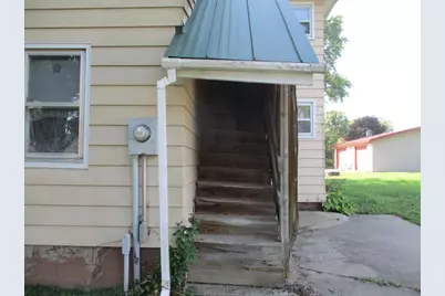 608 La Valle Street, Reedsburg, WI 53959 - Photo 7