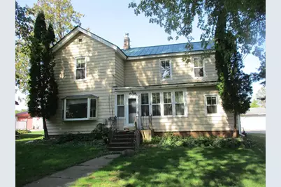 608 La Valle Street, Reedsburg, WI 53959 - Photo 1