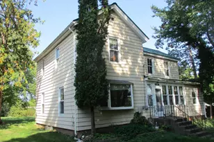 608 Lavalle St, Reedsburg, WI 53959 - Photo 3