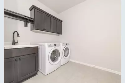 1816 August Moon Drive, Madison, WI 53718 - Photo 9