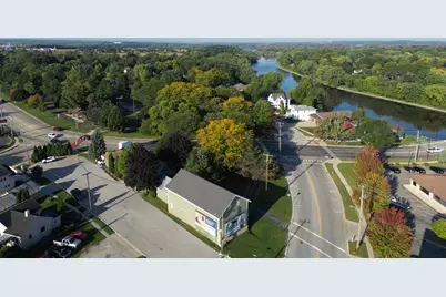 212 Janesville Avenue, Fort Atkinson, WI 53538 - Photo 35