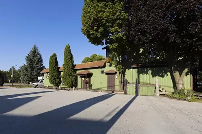 212 Janesville Avenue, Fort Atkinson, WI 53538 - Photo 7