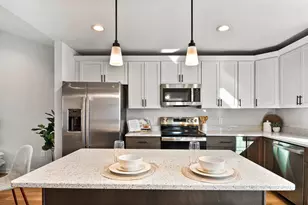 380 Lilac Ln, Stoughton, WI 53589 - Photo 7