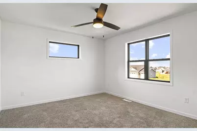 401 Michelle Lane #066, Cottage Grove, WI 53527 - Photo 27