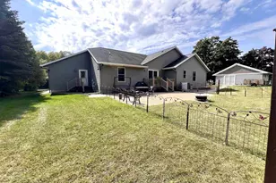 E11220 Birnam Woods Rd, Baraboo, WI 53913 - Photo 27