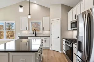 742 Kensington Dr, Ripon, WI 54971 - Photo 19