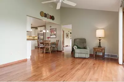 2541 E Ridge Road, Beloit, WI 53511 - Photo 25