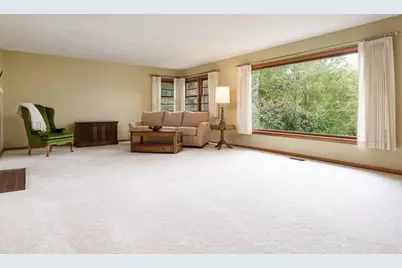 2541 E Ridge Road, Beloit, WI 53511 - Photo 15