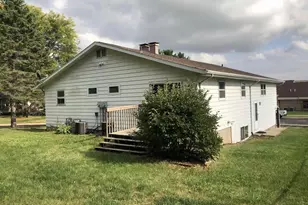 705 Willow Run St St, Cottage Grove, WI 53527 - Photo 3