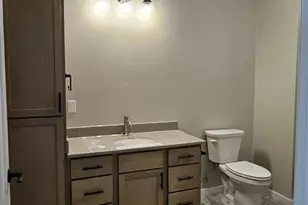 3717 Newcastle Dr, Janesville, WI 53546 - Photo 9