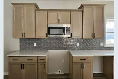 3717 Newcastle Drive #34, Janesville, WI 53546 - Photo 5