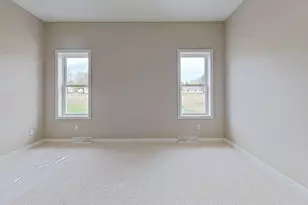 3719 Newcastle Dr, Janesville, WI 53546 - Photo 9