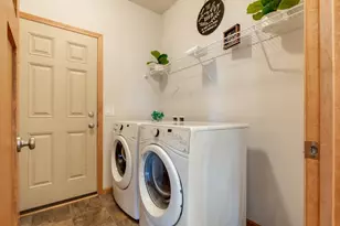 1142 O'Keeffe Ave, Sun Prairie, WI 53590 - Photo 29