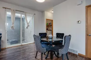 1142 O'Keeffe Ave, Sun Prairie, WI 53590 - Photo 11